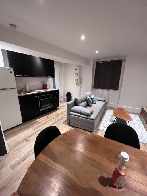 Apartamento Appt Coup De Coeur Hyper Centre - Wifi Orléans Exterior foto